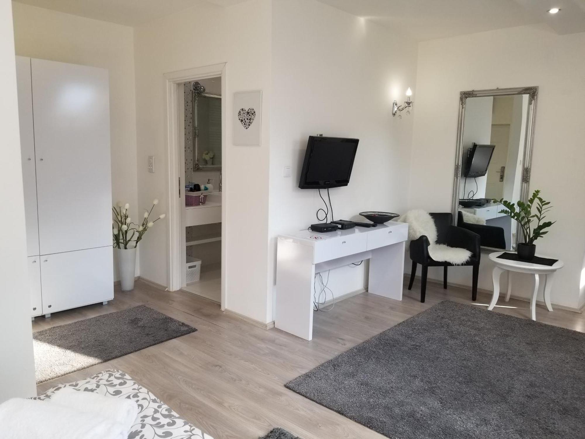 Stan Na Dan Angel Apartment Novi Sad Bilik gambar