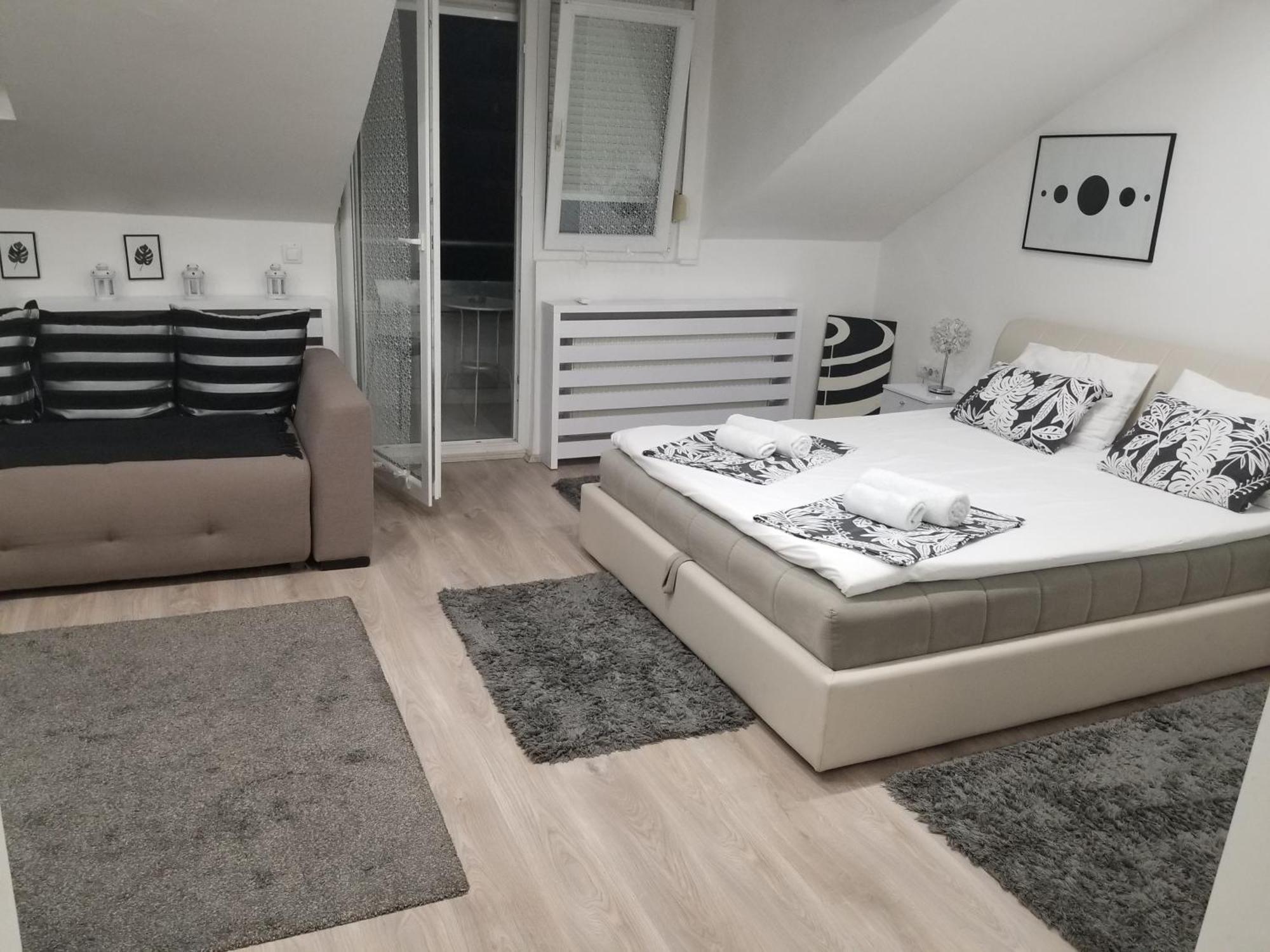 Stan Na Dan Angel Apartment Novi Sad Bilik gambar